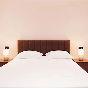  Apartment Mono Boutique